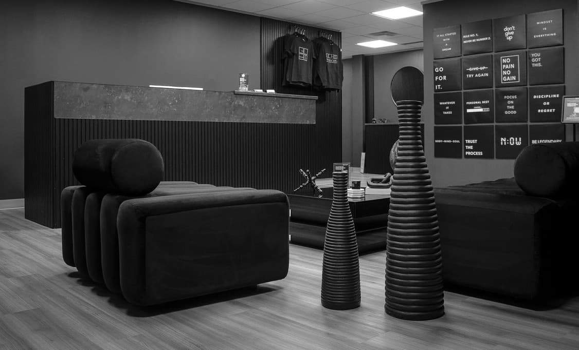 Lobby unit 216